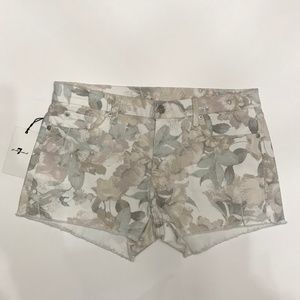 NWT 7 For All Mankind Pastel Floral Shorts Size 31